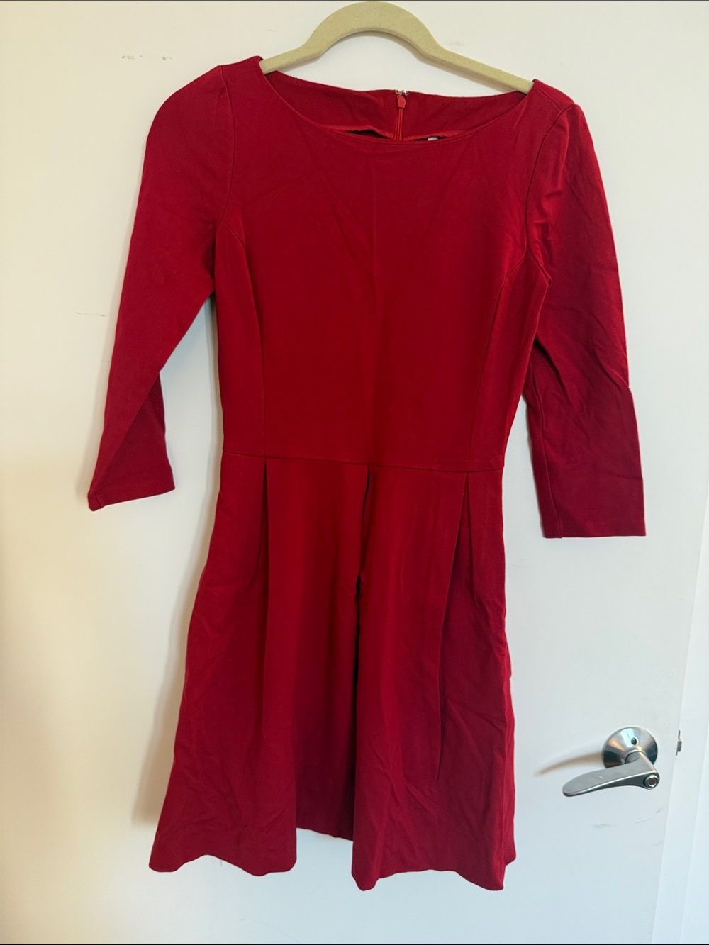 Banana Republic Red Long-Sleeve Fit & Flare Dress w pockets!